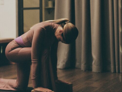 Síla v jemnosti: 6-týdenní kortizol detox & somatická jóga pro hluboký klid se Soňou Audesovou od 21.1.